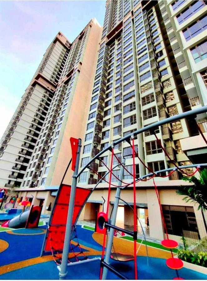 Jrv Hotelstyle Homestay Melaka Buitenkant foto